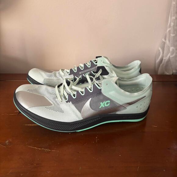 Nike dragonfly xc spikes size